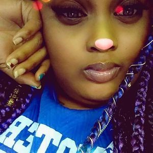 Meet your Posher, Shai